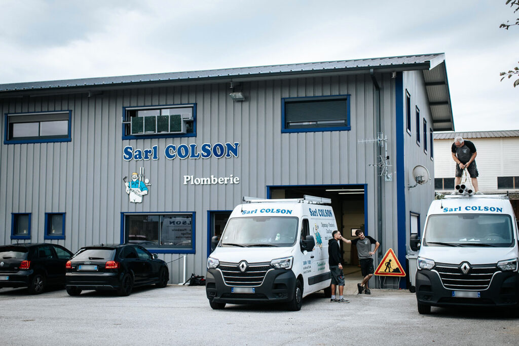 Photo du dépôt de la SARL COLSON, plombier à Saint-Julien-en-Genevois